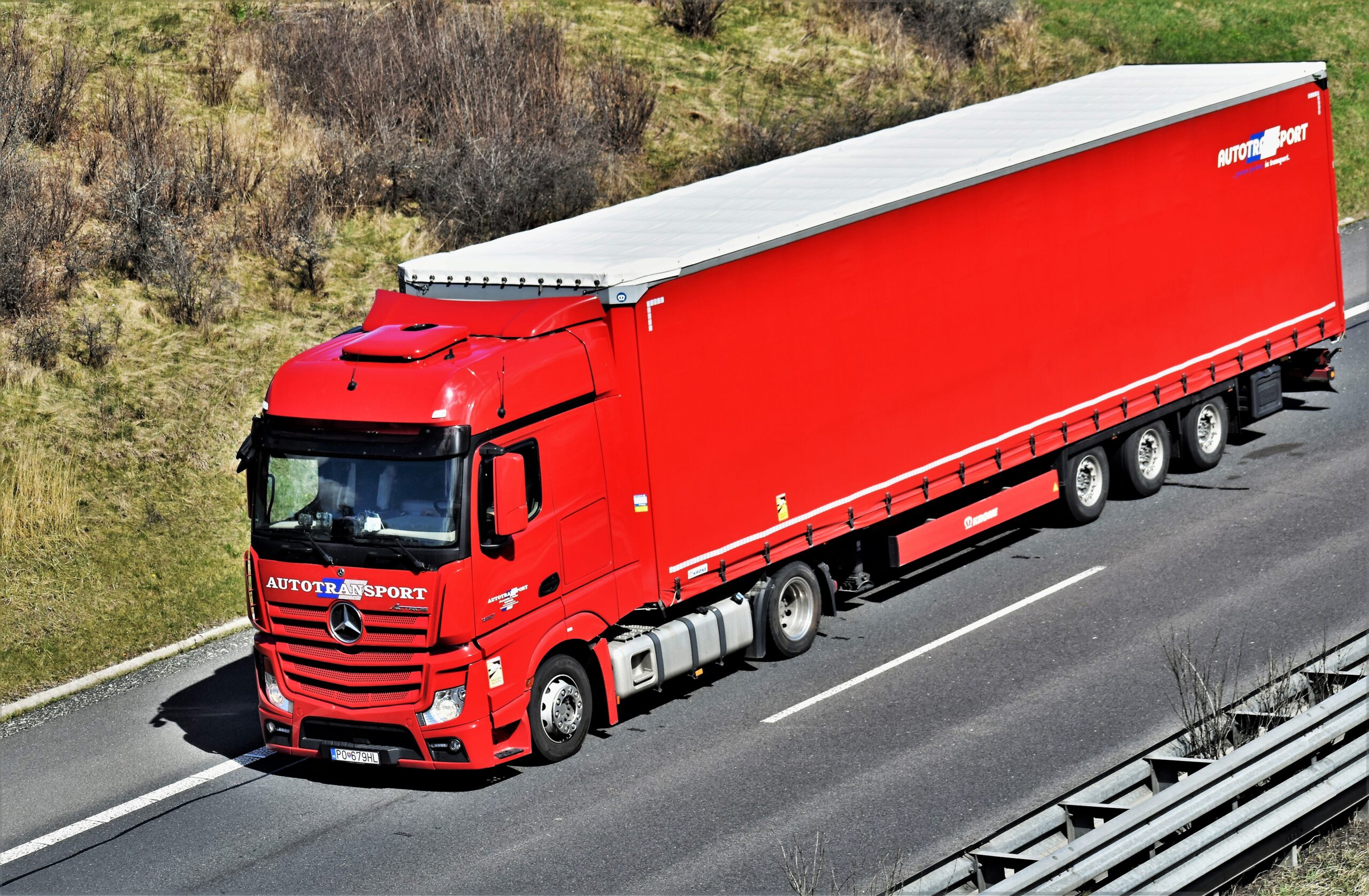 AUTOTRANSPORT – reliable partner for international and domestic transport, freight forwarding and truck service across Europe. Over 30 years of experience.